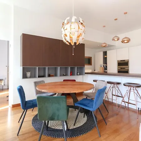 Modern With 3 Bedrooms Balcony Communal Garden And Ac- Benakey * Cannes